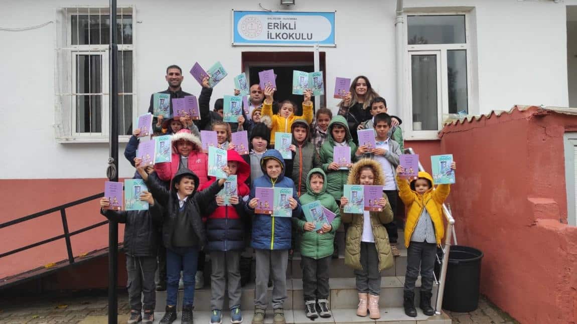 Okulumuz öğrencileri Çocuk Edebiyatı Yazarı Gürkan KAP ile imza gününde buluştu.